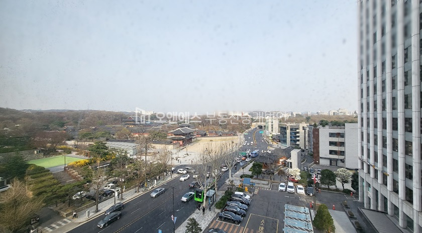 서울 종로구 운니동 안국역 대로변 대형빌딩 사무실 월세 매물번호 12256 사진 1