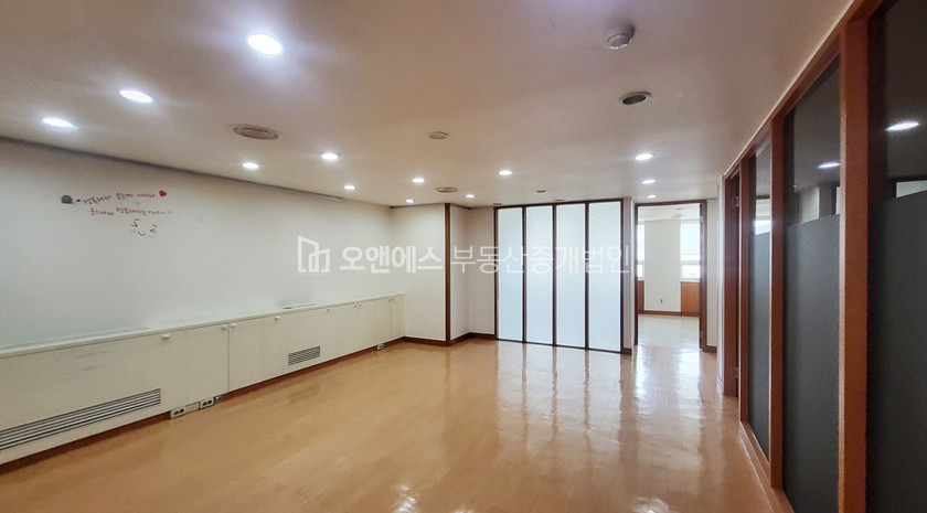 서울 종로구 운니동 안국역 대로변 대형빌딩 사무실 월세 매물번호 12256 사진 4