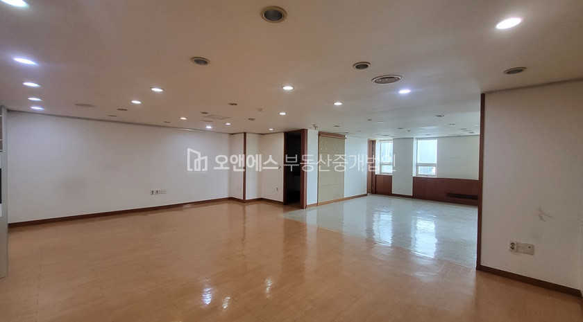 서울 종로구 운니동 안국역 대로변 대형빌딩 사무실 월세 매물번호 12256 사진 9