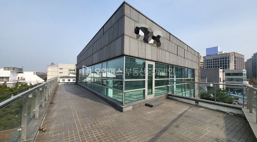 서울 종로구 통의동 경복궁역 테라스가 있는 멋스러운 사무실 월세 매물번호 12258 사진 1