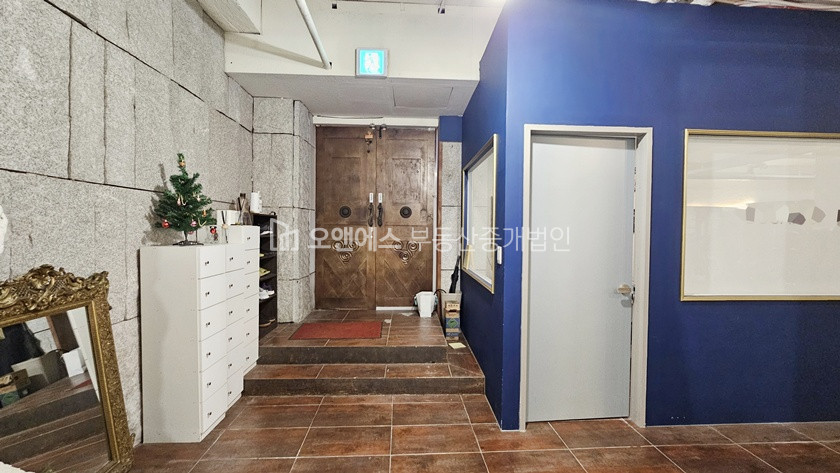서울 강남구 신사동 도산공원 이면 지하 사무실임대 월세 매물번호 14779 사진 2