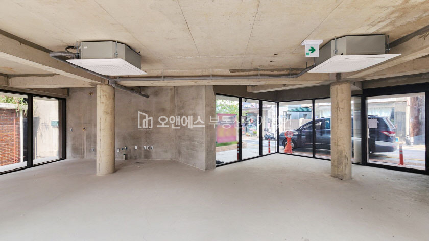 서울 용산구 용산동2가 해방촌 신축 첫입주할 수 있는 1등 무권리 상가 월세 매물번호 14468 사진 3