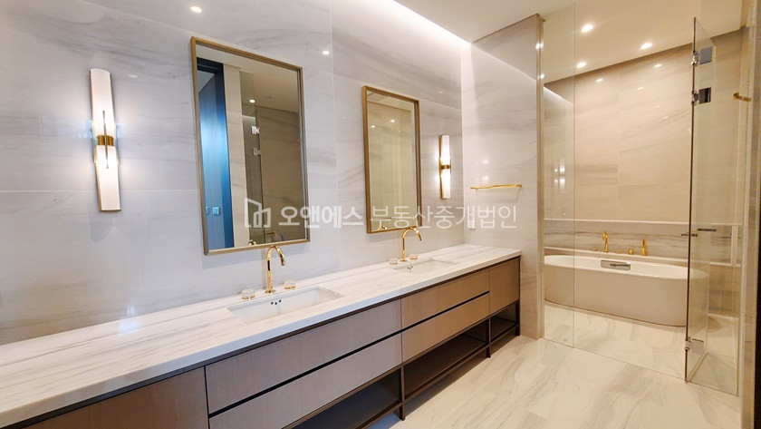 서울 용산구 한남동 파노라마 한강뷰 빌라드그리움 복층세대 매매 분양 매물번호 11283 사진 8