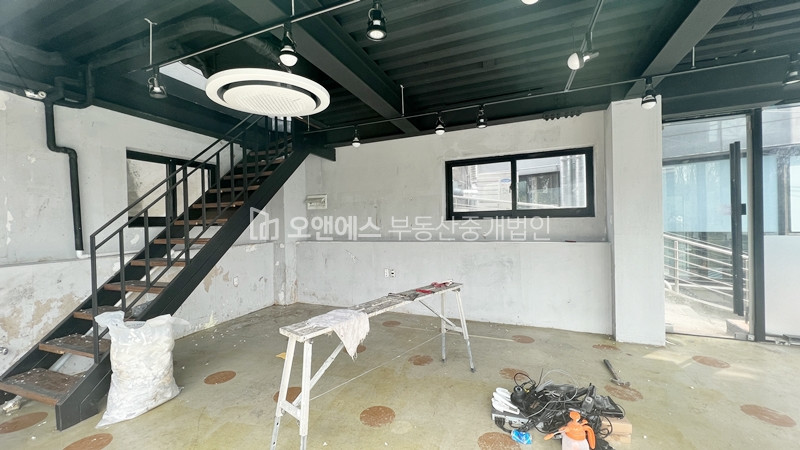서울 용산구 이태원동 이태원 3층짜리 한건물 통임대 낮은월세 월세 매물번호 12305 사진 3
