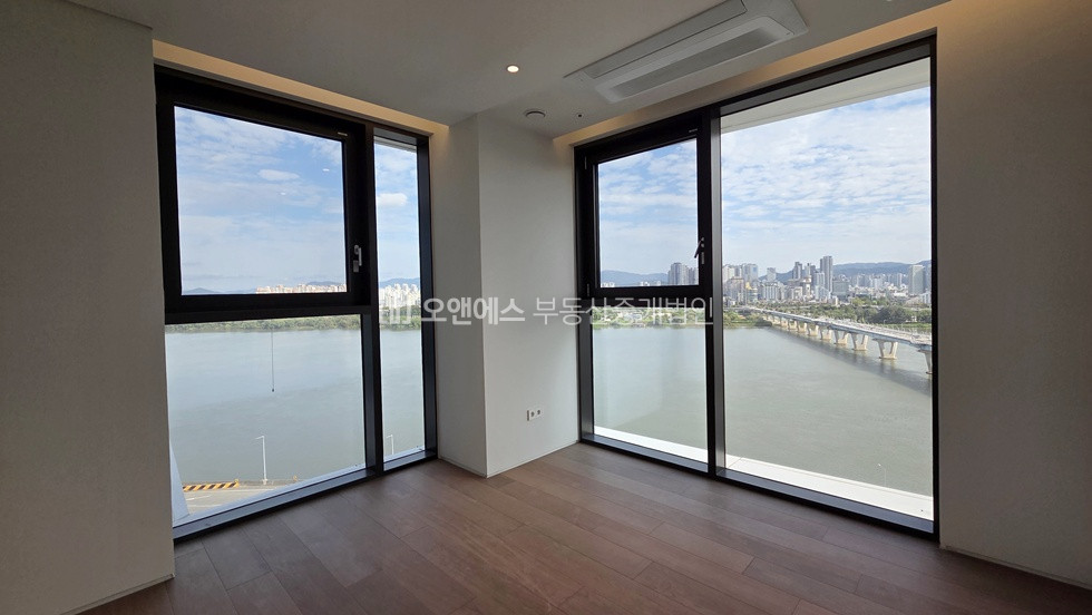 서울 광진구 광장동 102동 [포제스한강] 파노라마 한강뷰 87평형 잔여 분양세대 분양 매물번호 15248 사진 14
