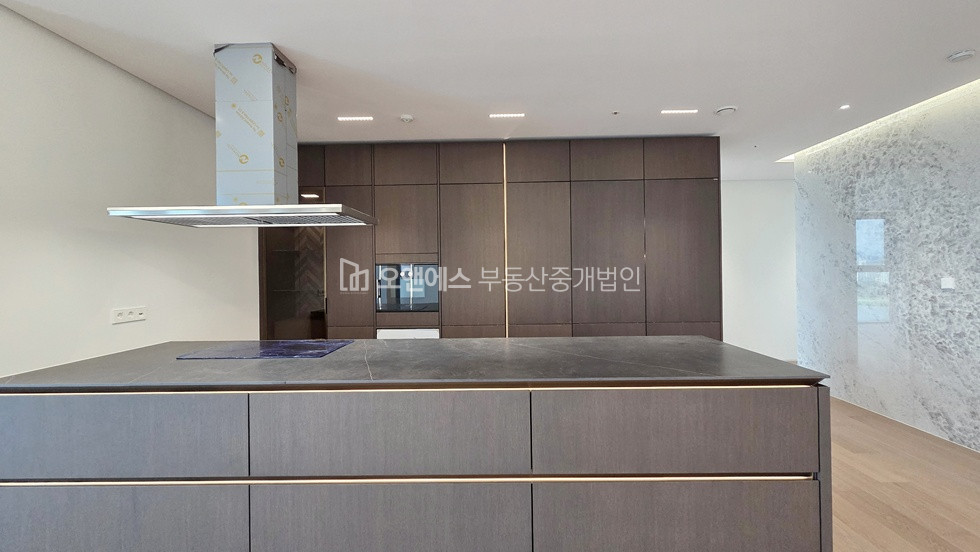 서울 광진구 광장동 103동 [포제스한강] 파노라마 한강뷰 86평형 잔여 분양세대 분양 매물번호 15249 사진 10