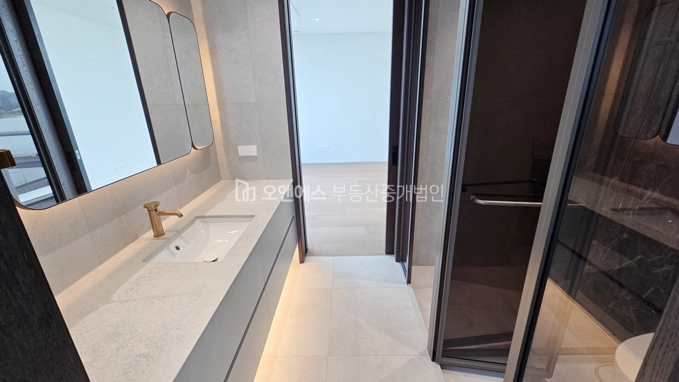 서울 광진구 광장동 103동 [포제스한강] 파노라마 한강뷰 86평형 잔여 분양세대 분양 매물번호 15249 사진 19