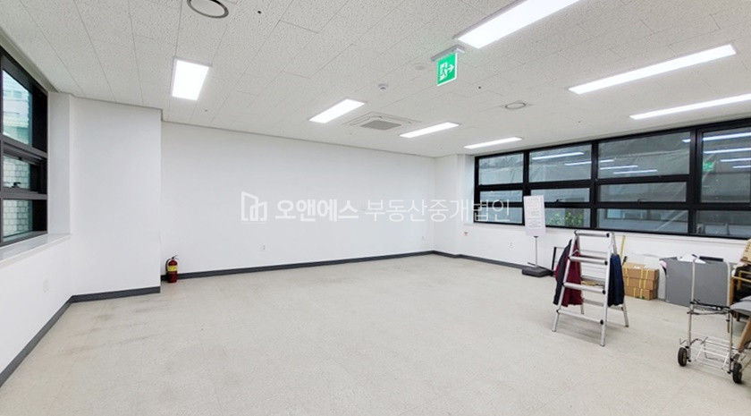 서울 중구 신당동 층고 5미터~!! 월세 매물번호 12360 사진 8