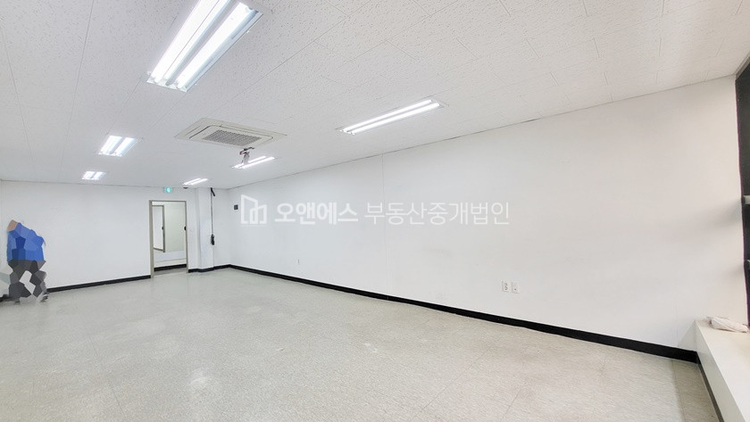 서울 중구 신당동 패션거리 위치한 깔끔 컨디션 사무실 월세 매물번호 12361 사진 4