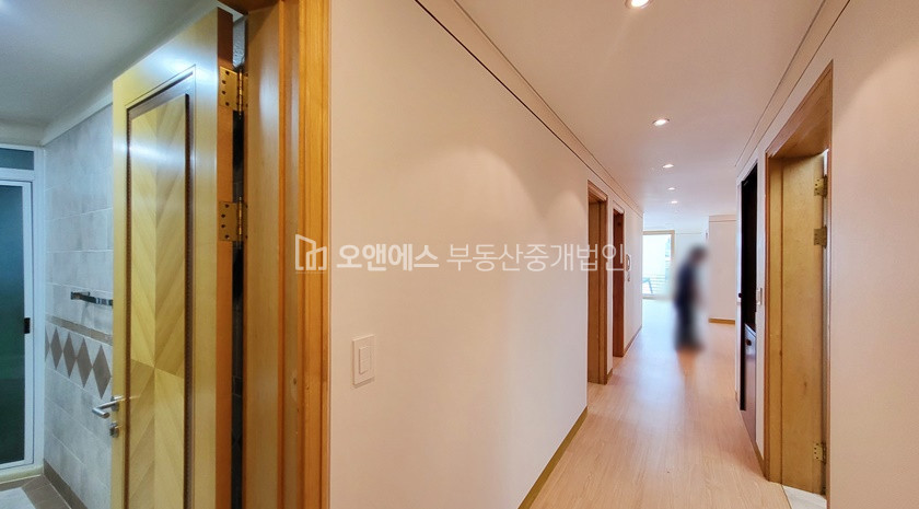서울 용산구 한남동 남산타워 조망가능한 유엔빌리지 전세매물 전세 매물번호 12375 사진 7
