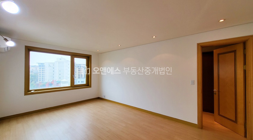 서울 용산구 한남동 남산타워 조망가능한 유엔빌리지 전세매물 전세 매물번호 12375 사진 13