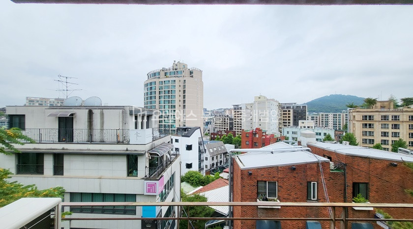 서울 용산구 한남동 남산타워 조망가능한 유엔빌리지 전세매물 전세 매물번호 12375 사진 17