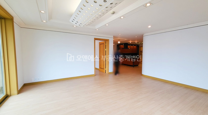 서울 용산구 한남동 남산타워 조망가능한 유엔빌리지 전세매물 전세 매물번호 12375 사진 19