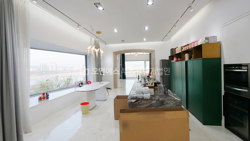 서울 용산구 한남동 유엔빌리지 한강 조망권 빌라 매매 매물번호 12378 사진 1