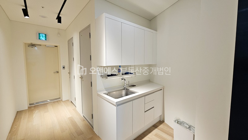 서울 용산구 한남동 한남동 랜드마크 사무실 임대 월세 매물번호 14761 사진 5
