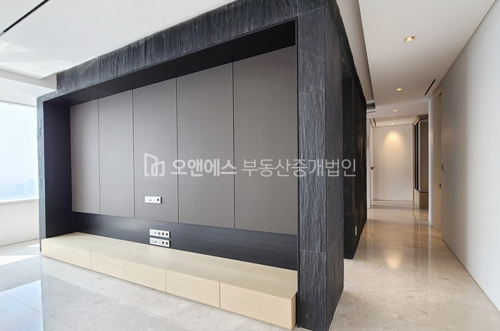 서울 송파구 신천동 월드타워동 시그니엘 로얄 층 임대 F타입 매물 월세 매물번호 15302 사진 12