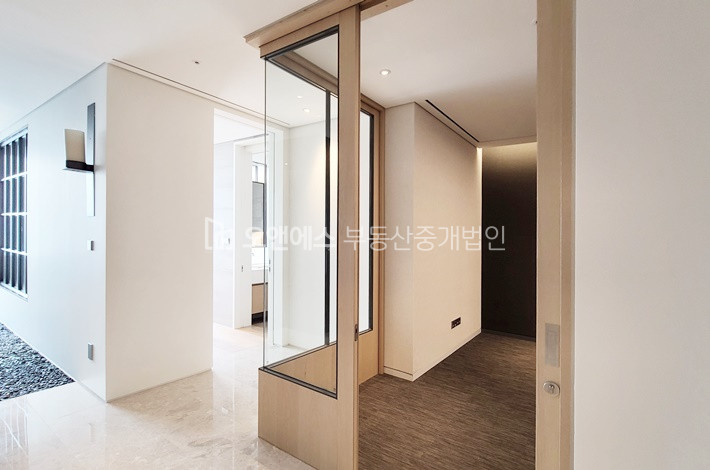 서울 송파구 신천동 월드타워동 시그니엘 로얄 층 임대 F타입 매물 월세 매물번호 15302 사진 16
