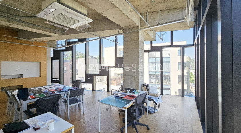 서울 용산구 한남동 이태원로 대로변 디자인 사무실 임대 월세 매물번호 15380 사진 11