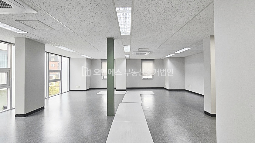 서울 용산구 한남동 유엔빌리지 내부 컨디션 좋은 3개층 연층 사용 사무실 월세 매물번호 14614 사진 8