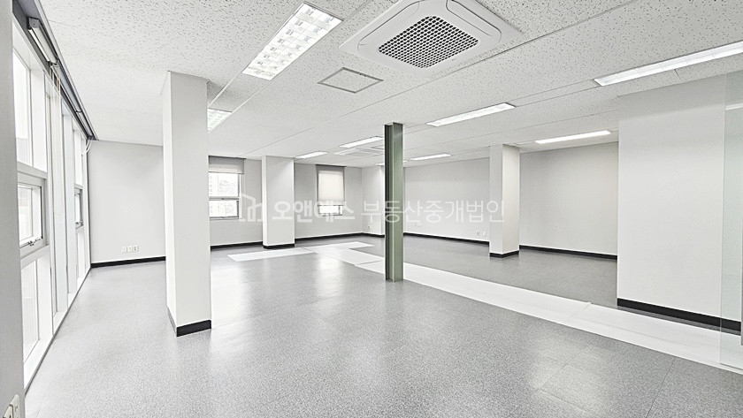서울 용산구 한남동 유엔빌리지 내부 컨디션 좋은 3개층 연층 사용 사무실 월세 매물번호 14614 사진 9