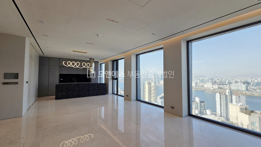 서울 강남구 청담동 영동대교 한강뷰 신축 아파트 루시아청담546더리버 첫입주 분양 매물번호 15402 사진 3