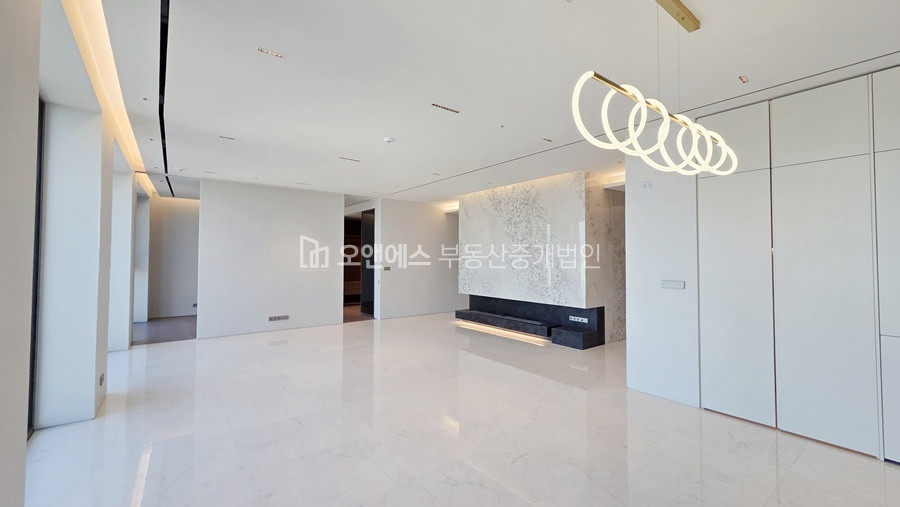 서울 강남구 청담동 영동대교 한강뷰 신축 아파트 루시아청담546더리버 첫입주 분양 매물번호 15402 사진 4