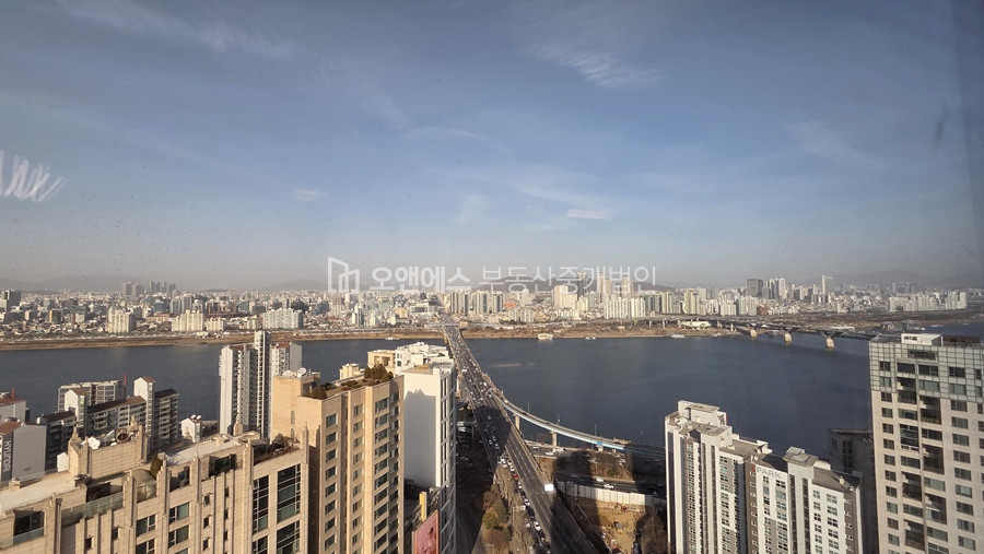 서울 강남구 청담동 영동대교 한강뷰 신축 아파트 루시아청담546더리버 첫입주 분양 매물번호 15402 사진 20