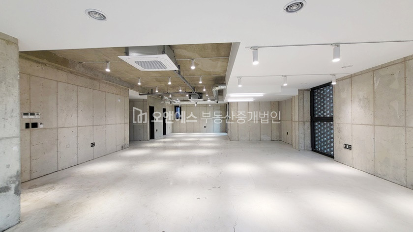 서울 용산구 한남동 사운즈한남 인근 신축급 사무실 임대 월세 매물번호 15489 사진 1