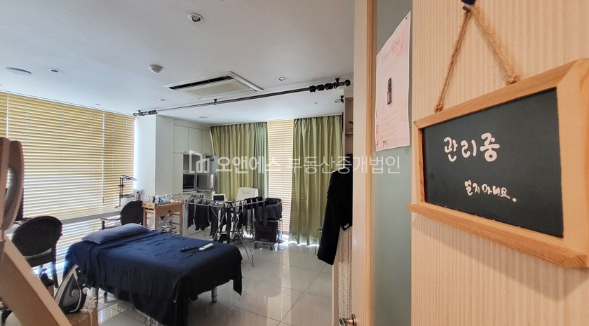 서울 용산구 한남동 한남오거리 에스테틱샾 추천 월세 매물번호 12458 사진 2