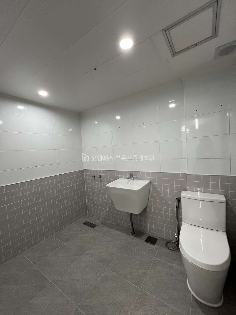 서울 용산구 이태원동 주1동 하얏트 호텔 인근 대형 사무실, 상가 2개층 부분임대 및 통임대 월세 매물번호 15567 사진 8