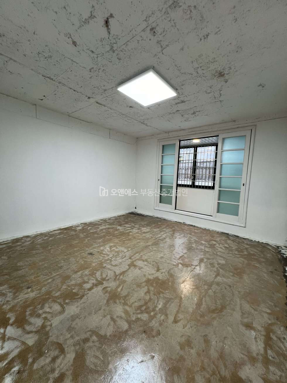 서울 용산구 이태원동 주1동 하얏트 호텔 인근 대형 사무실, 상가 2개층 부분임대 및 통임대 월세 매물번호 15567 사진 9