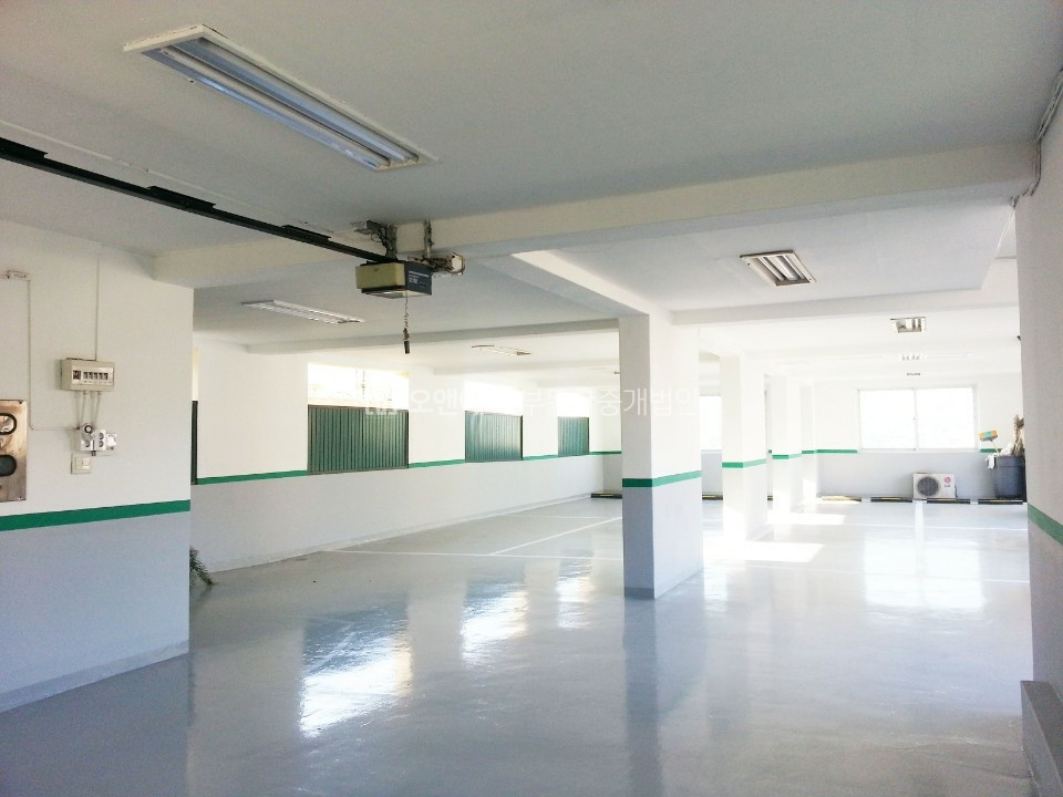 서울 용산구 이태원동 주1동 하얏트 호텔 인근 대형 사무실, 상가 2개층 부분임대 및 통임대 월세 매물번호 15567 사진 15