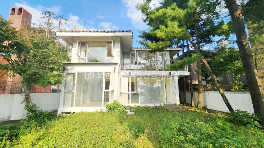 서울 용산구 한남동 보안 전망 정원 크기 모두 우수한 한남동 단독 매매 매물번호 13552 사진 1