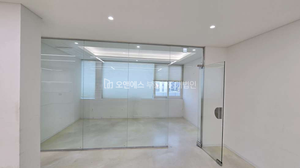 서울 용산구 한남동 제일기획 인근 대로변 남동향 중대형 4층 사무실 월세 매물번호 15497 사진 5