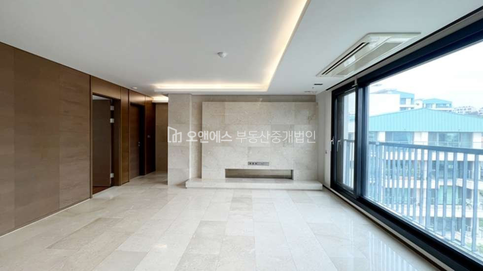 서울 용산구 한남동 810 131동 한남더힐 귀한 전세 물건 전세 매물번호 15582 사진 1