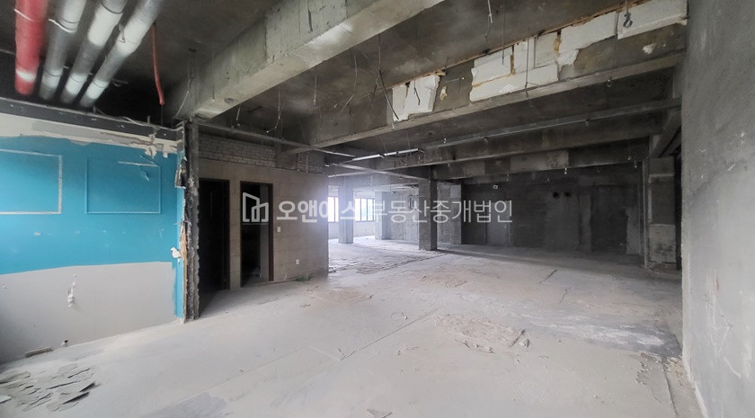 서울 용산구 이태원동 이태원역 사무실 층고 3.7M 월세 매물번호 12514 사진 3