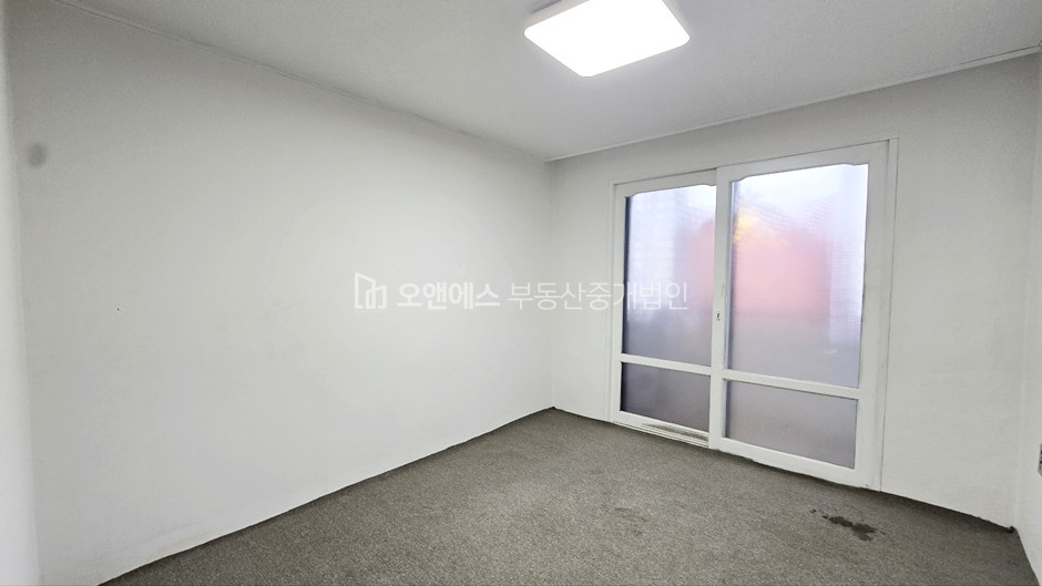 서울 용산구 한남동 729-54 (동양빌라) 쓰리룸 빌라 O 한강진역 2분거리 O 월세 매물번호 15367 사진 4