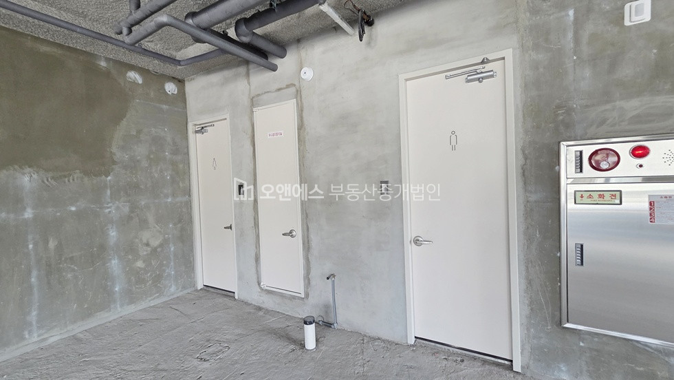 서울 용산구 한남동 한남동 신축 멋진 뷰 전용 테라스 있는 상가 및 사무실 자리 월세 매물번호 15163 사진 7