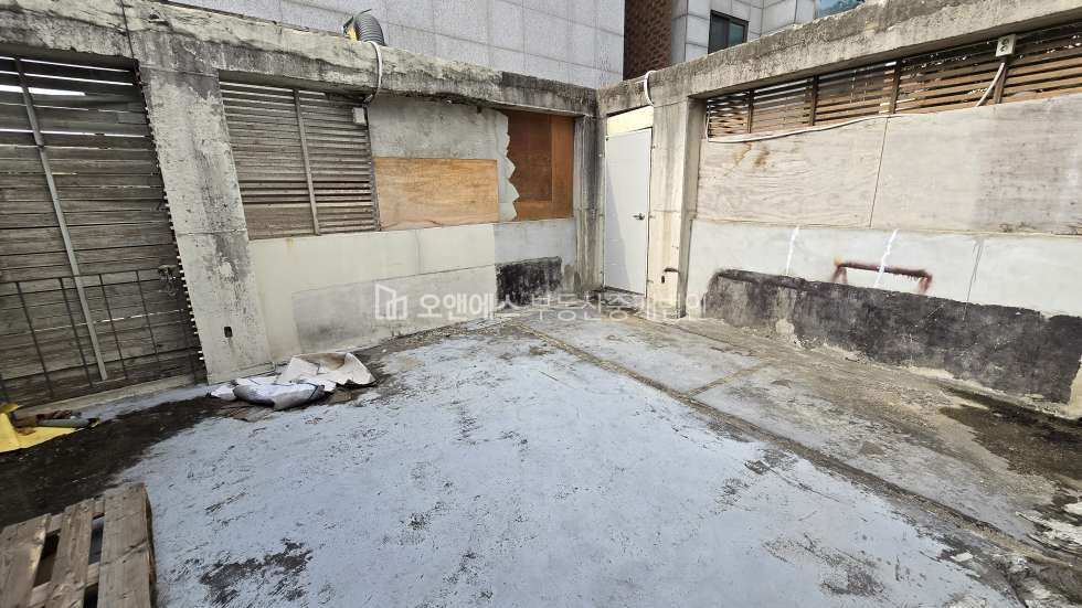 서울 용산구 이태원동 이태원동 대로변 유동인구 많은 베이터리 카페 월세 매물번호 15606 사진 7
