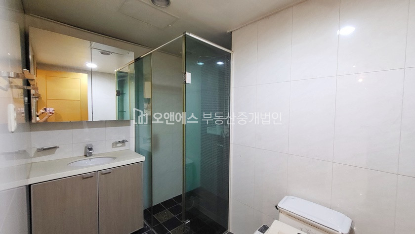 서울 용산구 한남동 653-10, 302호 한남동 고급빌라 실입주 가능 매매물건 매매 매물번호 12386 사진 4