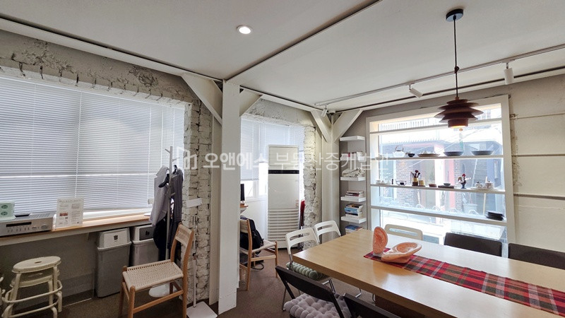 서울 용산구 한남동 유동인구 많은 카페거리 내 루프탑 같이 사용하는 상가 월세 매물번호 14647 사진 8