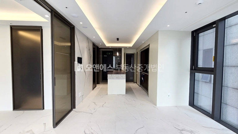 서울 용산구 한남동 몬트레아한남동 깔끔한 컨디션 오피스텔을 찾는다면 이곳 월세 매물번호 14341 사진 2