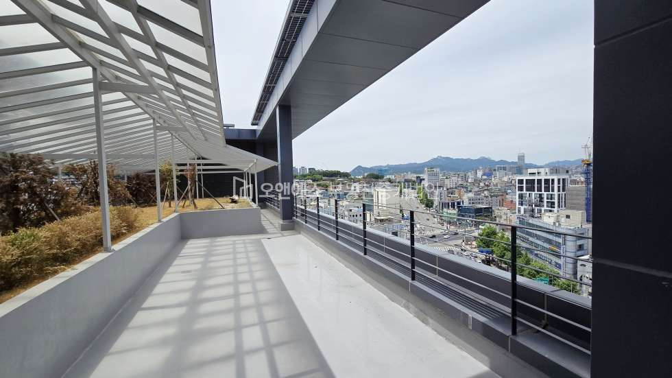 서울 중구 신당동 약수역 도보 30초 메인상권 40평 단독 테라스 품은 프리미엄 상가 월세 매물번호 15650 사진 10