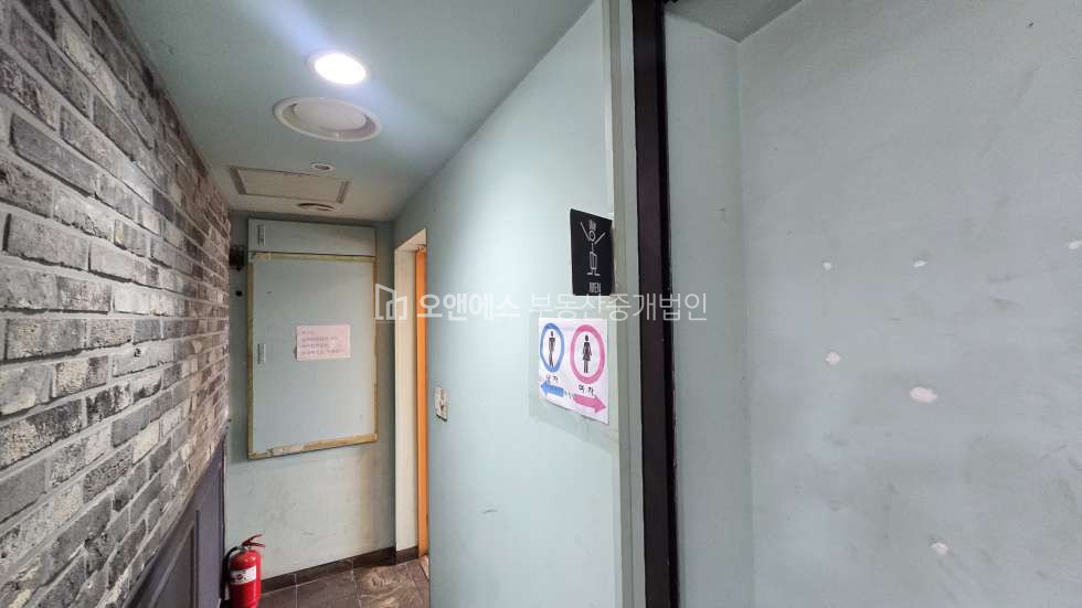 서울 중구 신당동 약수역 초 역세권 대단지 아파트 정문 앞 즉시입주 가능 월세 매물번호 15654 사진 3