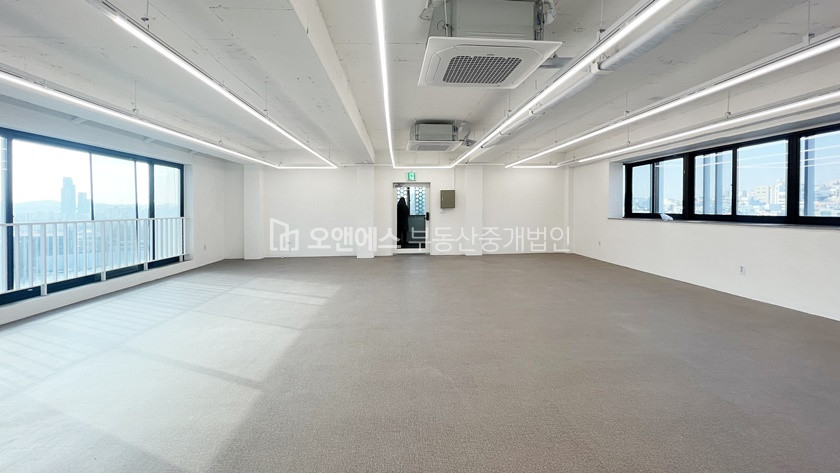 서울 용산구 이태원동 대로변에 위치한 남산타워뷰 이태원동 사무실 월세 매물번호 12760 사진 4