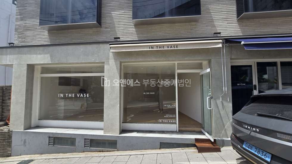 서울 용산구 이태원동 경리단길 메인 대로변 무권리 상가 사무실 월세 매물번호 15677 사진 2
