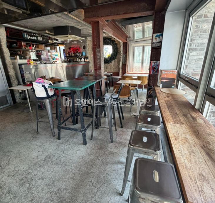 서울 용산구 이태원동 녹사평역 상권 좋은 입지 전용테라스 있는 1층 상가 발렛가능 월세 매물번호 15683 사진 3