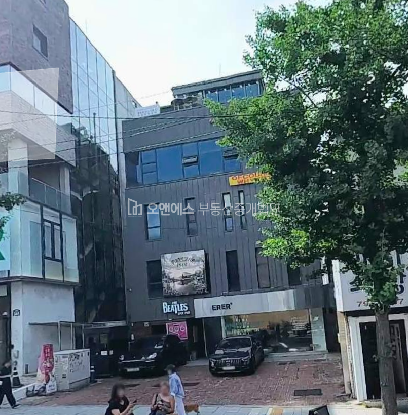 서울 용산구 한남동 이태원로 대로변에 위치한 가시성 좋은 건물 통임대 월세 매물번호 15686 사진 1