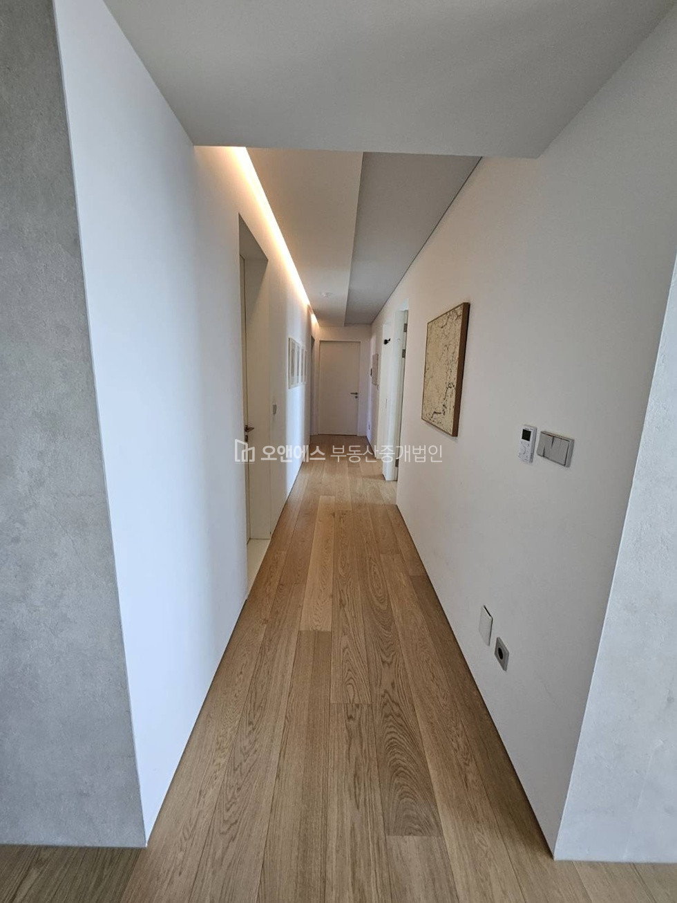 서울 용산구 한남동 1-44 1동 힐탑트레져 올수리 인테리어 환상 뷰 세대 매매 매물번호 15169 사진 11