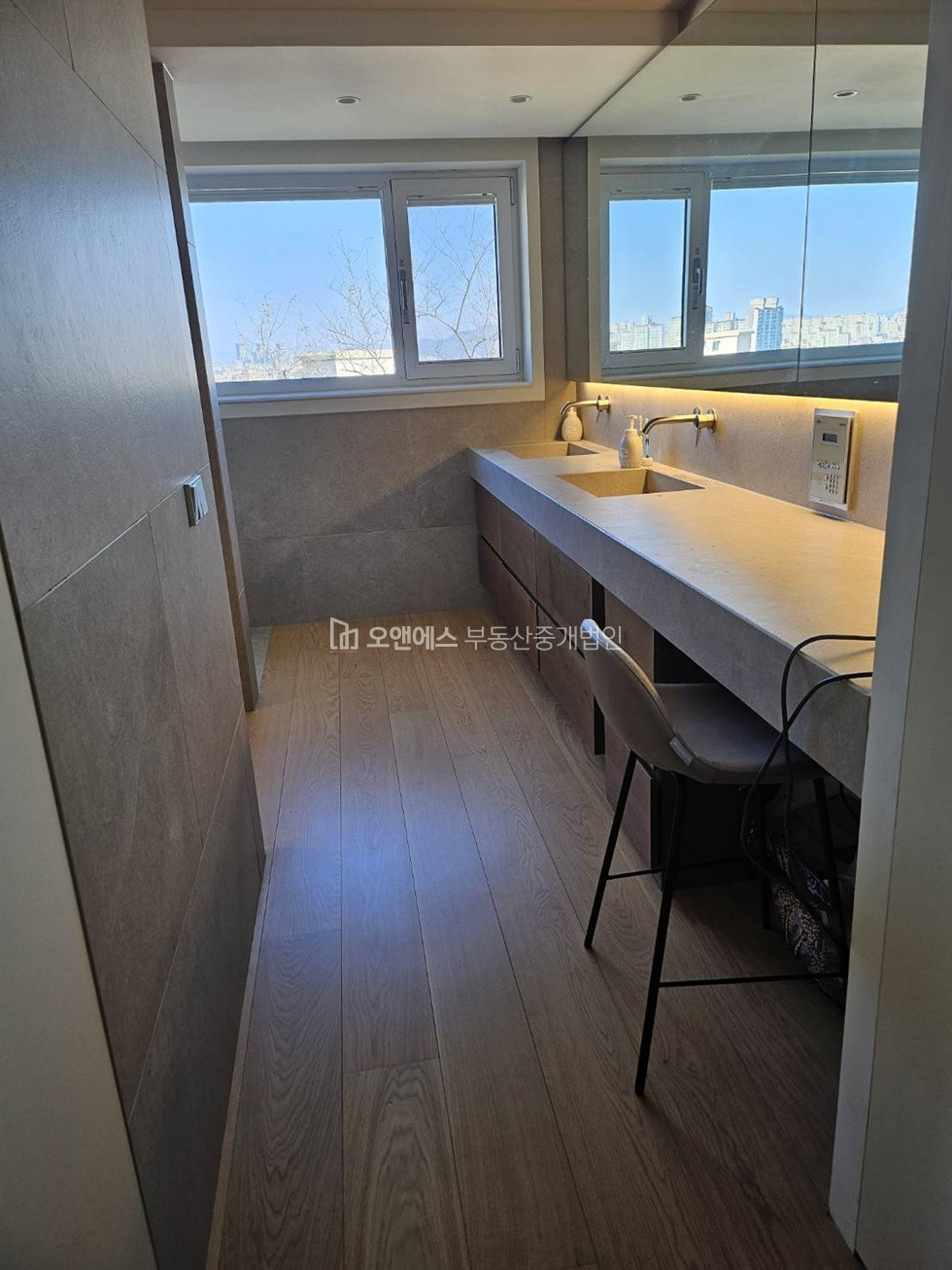 서울 용산구 한남동 1-44 1동 힐탑트레져 올수리 인테리어 환상 뷰 세대 매매 매물번호 15169 사진 21
